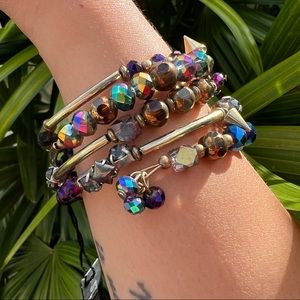 STEVE MADDEN: BEADED/STUDDED BRACELET